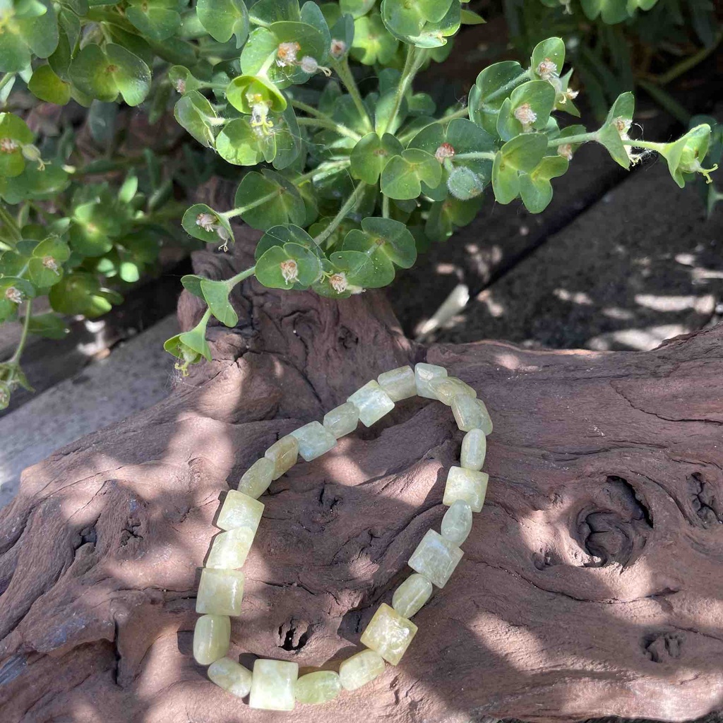 Bracelet Jade de chine  carré (Honnêteté"